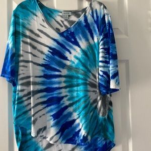 River 3/4 sleeve hi lo shirt hem tie die knit dhirt